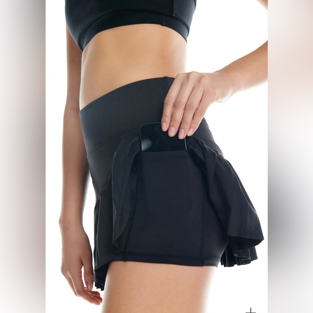 Kyodan - Black Athletic Skort with Phone Pocket - Size S